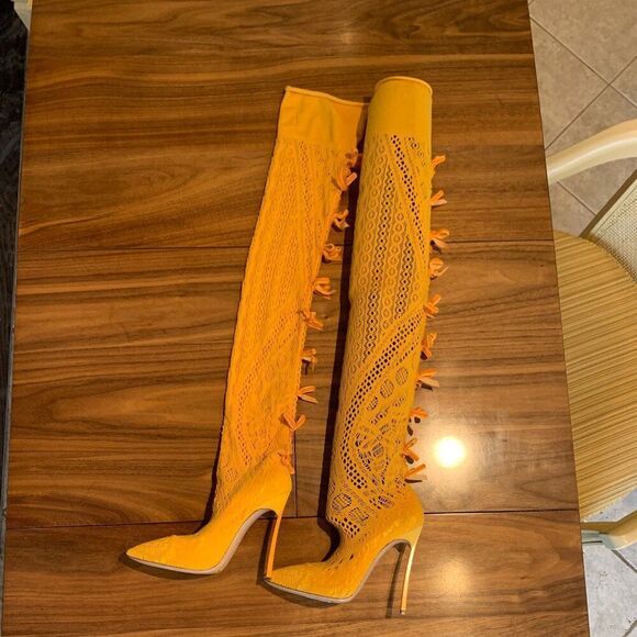Casadei BOOTS, yes boots, over knee knit , saffron yellow, new, euro sz 35, sz 4 - Picture 3 of 16